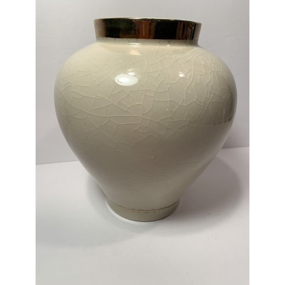 Vintage Vase Cream Flowers Gold Trim Japan - Picture 4 of 11